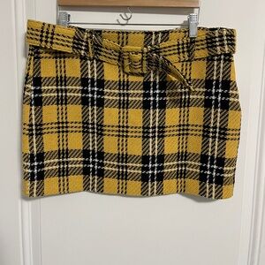 NWT - Mango Women’s Plaid Wool Blended Mini Skirt - Size L
